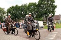 /album/www-batavuscombisport-nl/bromfietsrit-jpg1/